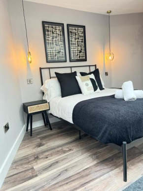 Central Belfast modern apartment Great location